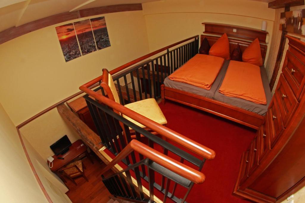 Gasthof Denkmal 13 - Kaufmannshaus Krahnstöver 4*